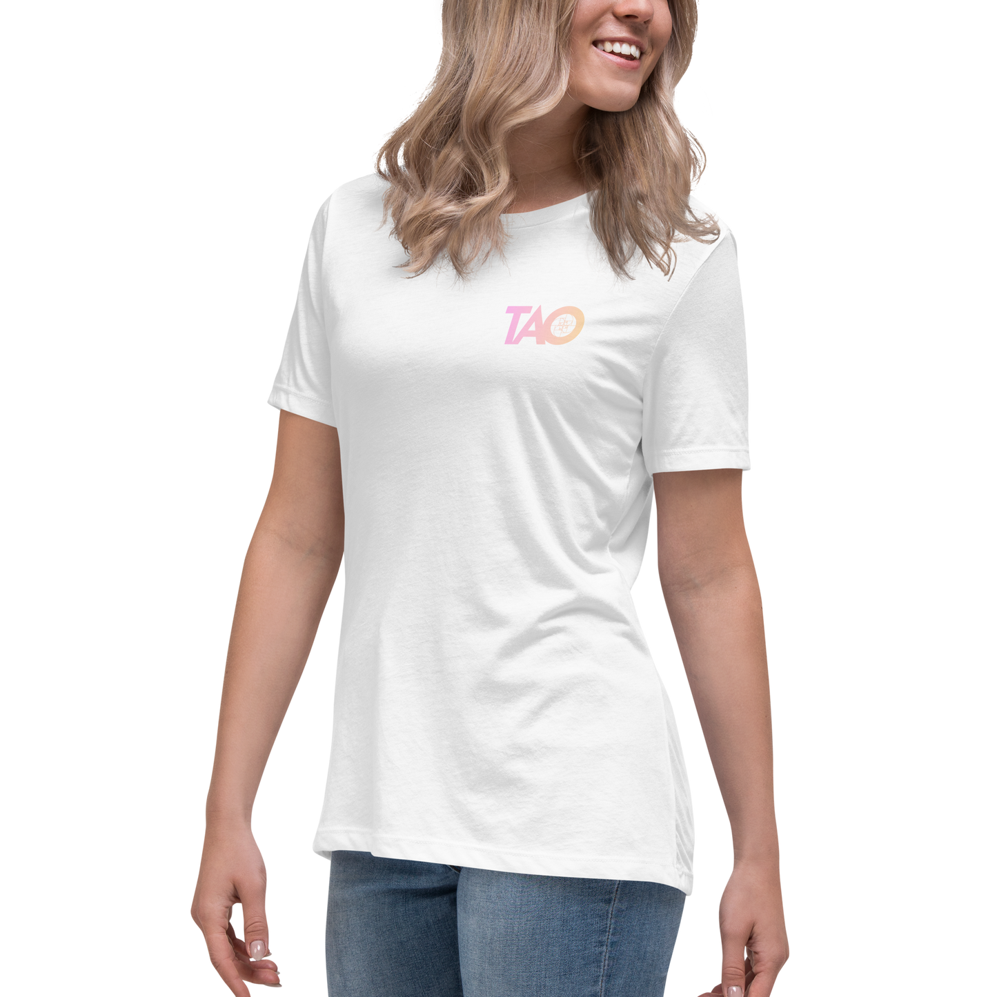 Model wearing Basic TAO T-Shirt in soft cotton blend with relaxed fit – TAO Infinity