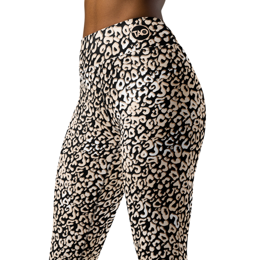 Leopardy Dark Yoga Leggings